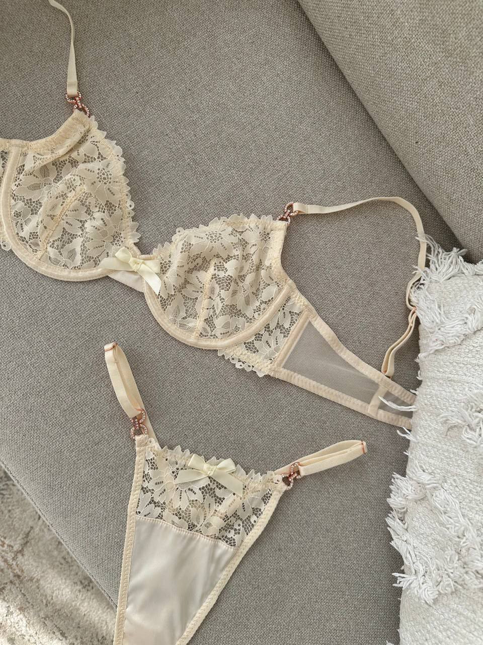 Повсякденний комплект білизни у кольорі ваніль